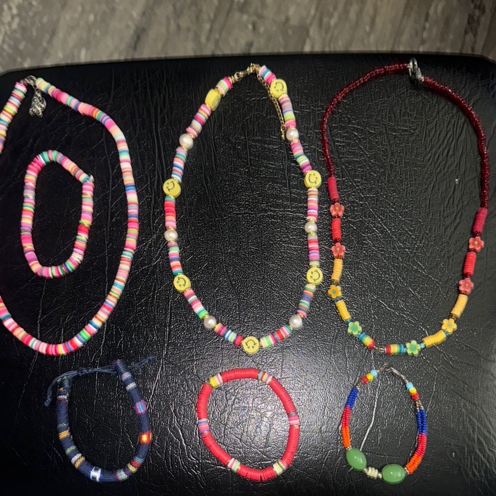 🧡 Colorful Beaded Necklace & Bracelet Set